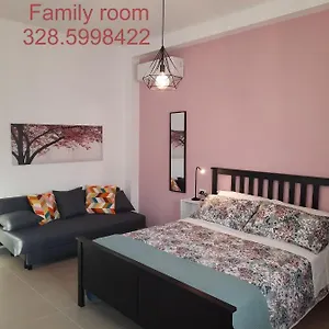 https://family-room.sicilyhotelsitaly.net