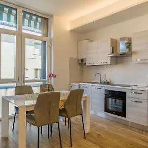 https://loano-perla-ligure.hotelitalianriviera.com